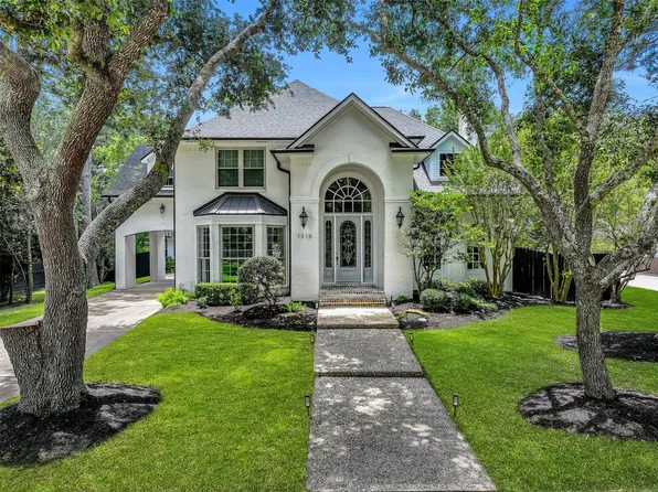 1210 Arbre Ln, Friendswood, TX 77546