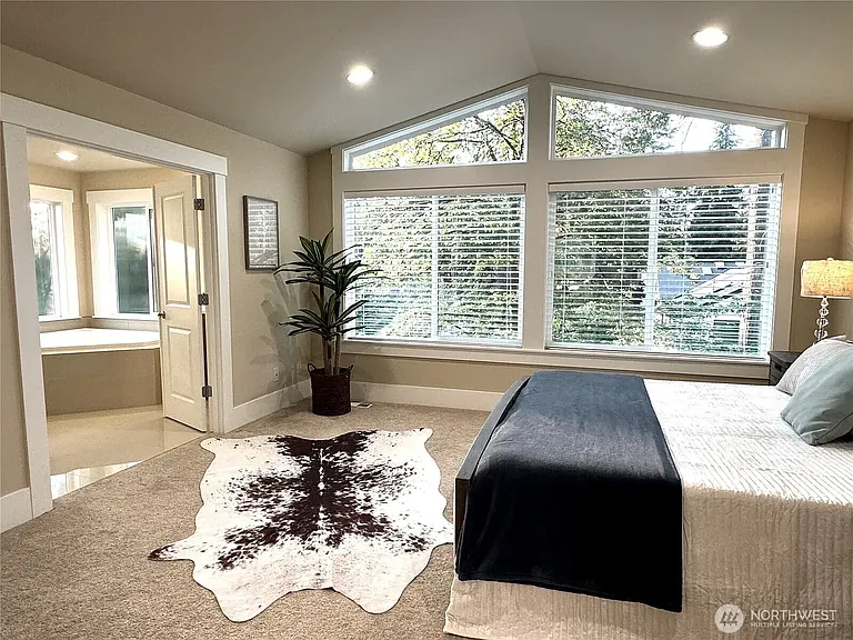 1939 213th Ct SE — Photo 18