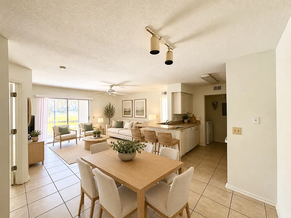 1222 Bermuda Lakes Ln #106
