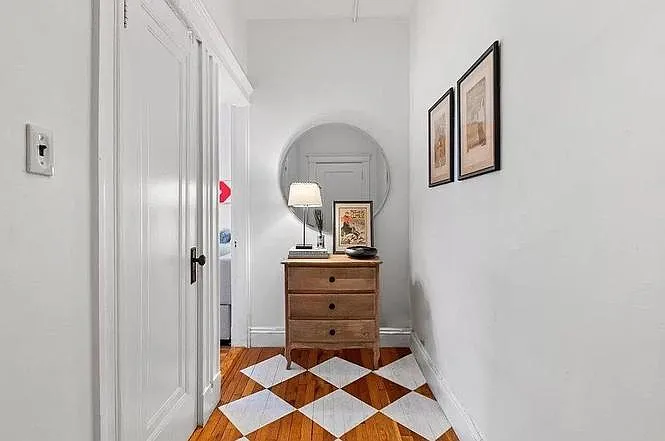 4 Crawford St #2 — Photo 15