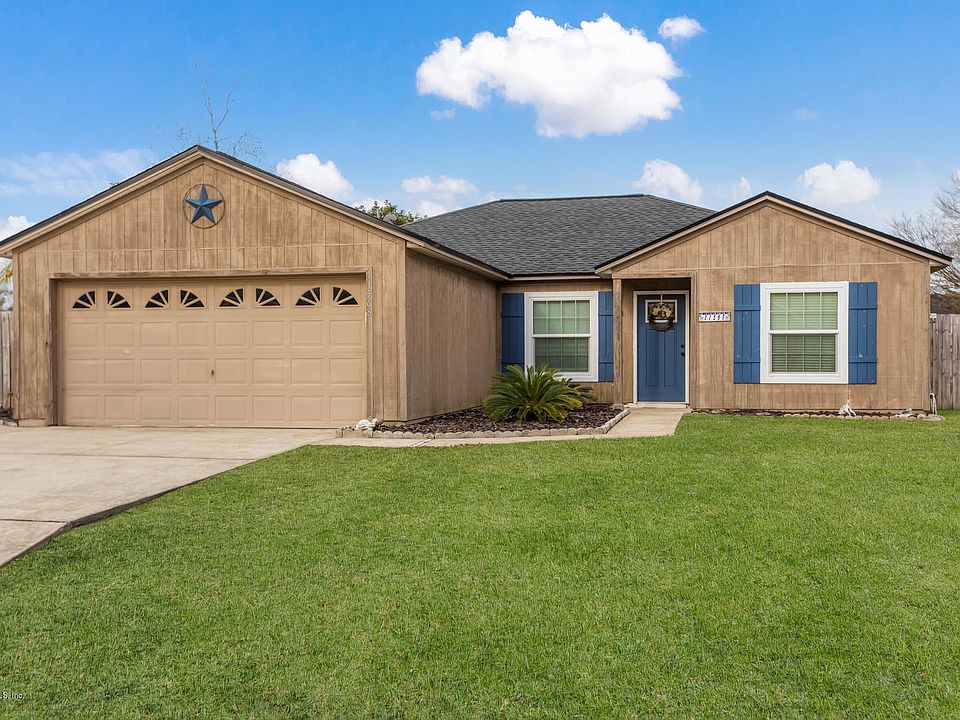 1st image of 11568 Twin Oaks Trl