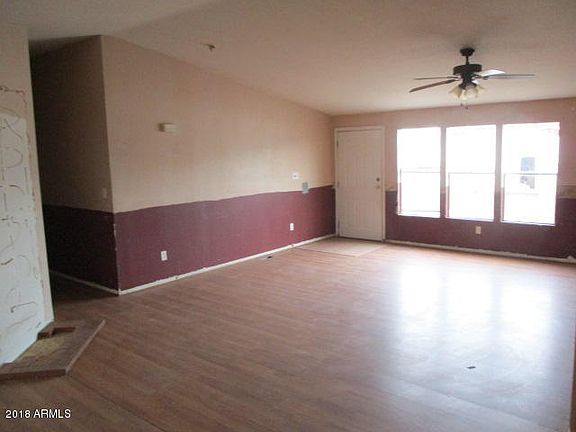 4th image of 213 7th Ave E
