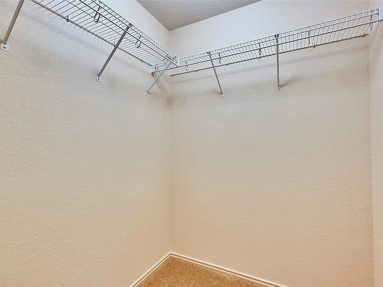 2212 Melissa Oaks Ln — Photo 29