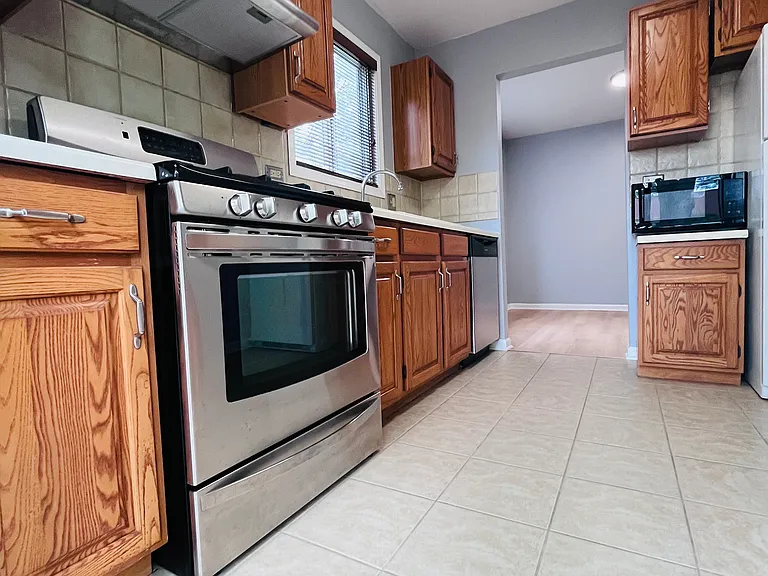 1455 Cumberland Rd — Photo 10