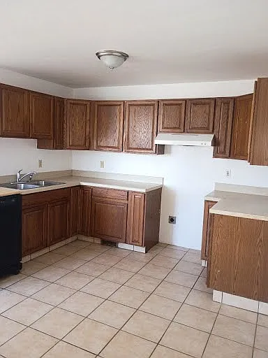 218 S Saint Clair St — Photo 4
