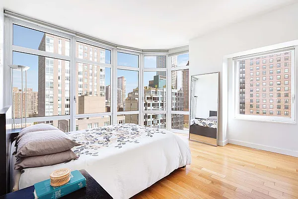 Sold by Compass | media 26