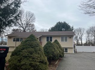 192 Mastic Blvd E, Shirley, NY 11967