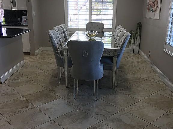3rd image of 6325 Babcock Ave
