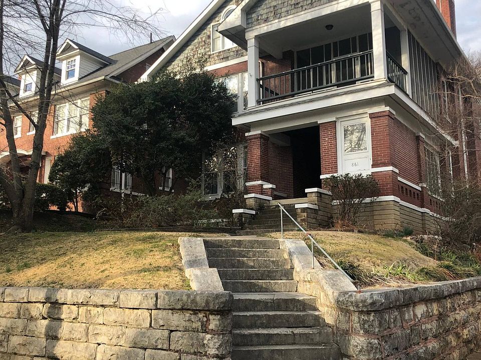 1st image of 861 Vine St APT A