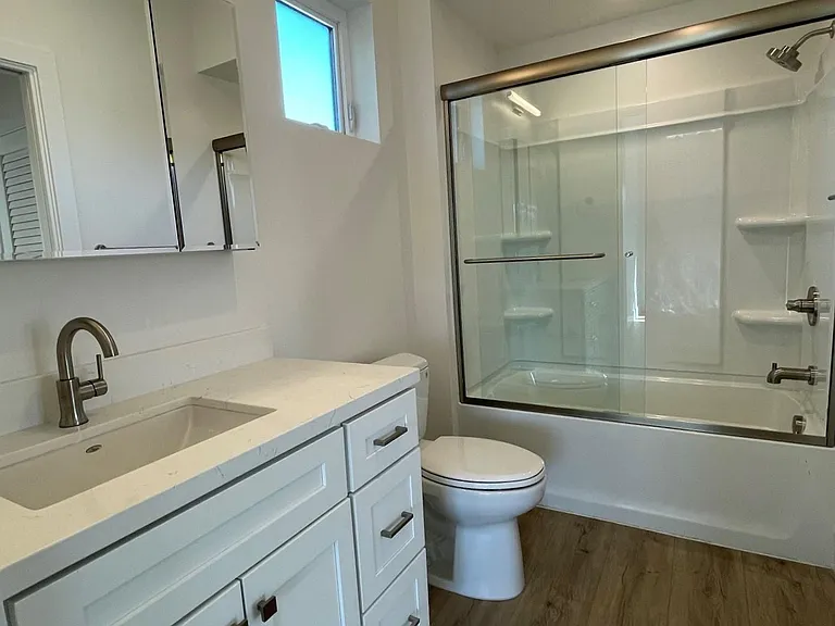 325 W Anapamu St #A — Photo 9