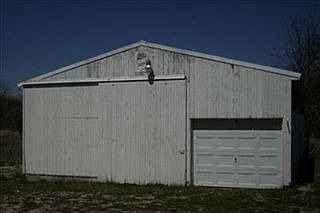 2nd image of 151 Winchester Ave
