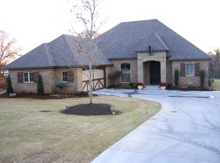 10134 NE 4th St, Midwest City, OK 73130