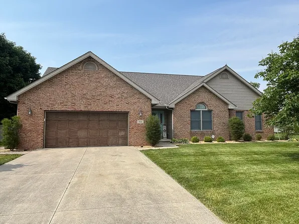 904 Fieldstone Ct, Wapakoneta, OH 45895