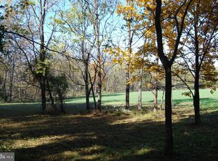 17 Stormfield Dr E, Martinsburg, WV 25404