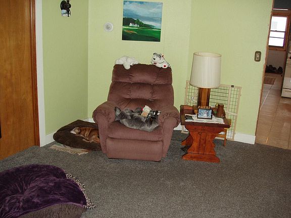 4th image of 842 7th Ave S #S