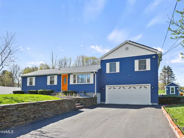 15 Martin Ave, Lee, MA 01238