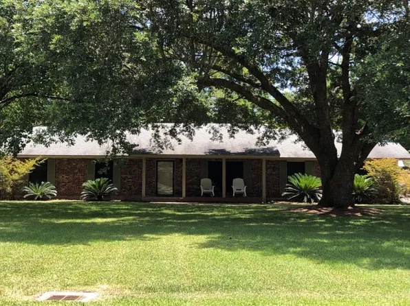 4530 Little Farms Dr, Zachary, LA 70791