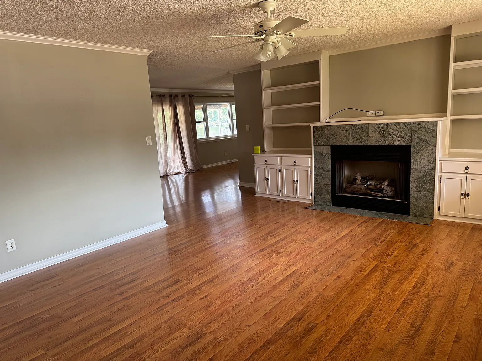 3 bed, 1417 sqft, $1,750 — Photo 4