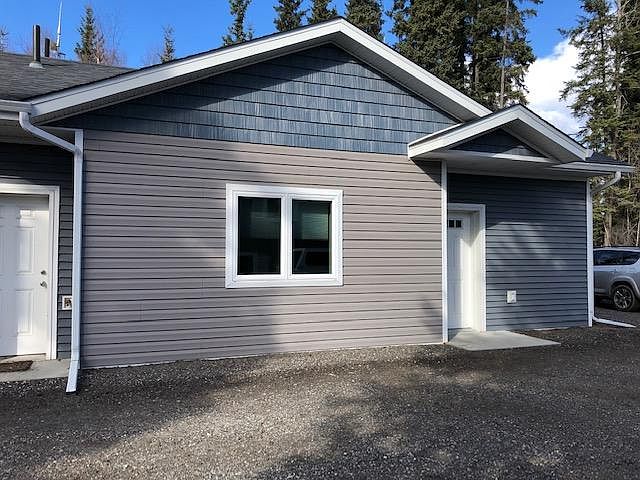 1st image of 663 Ginko Rd #B