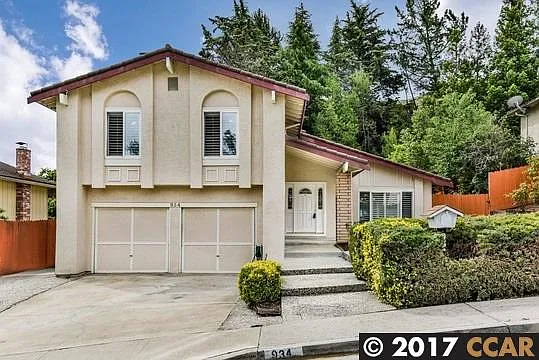934 Snow Dr photo 1