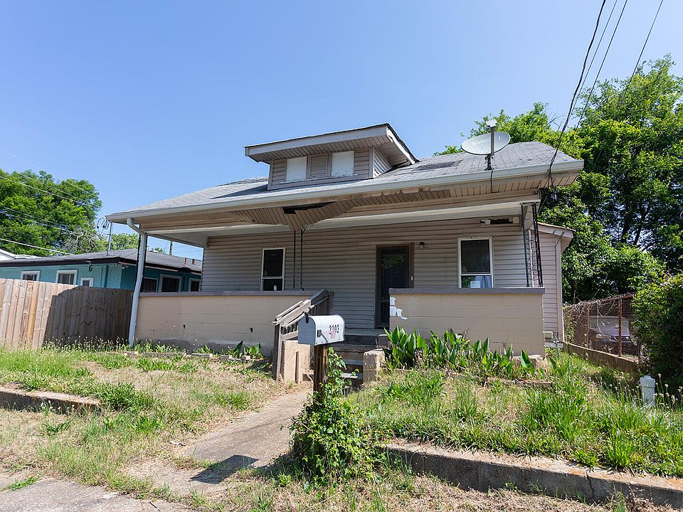1st image of 2103 Blackford St
