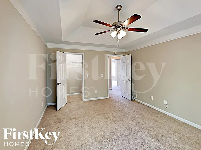 376 Tuscany Trce — Photo 6