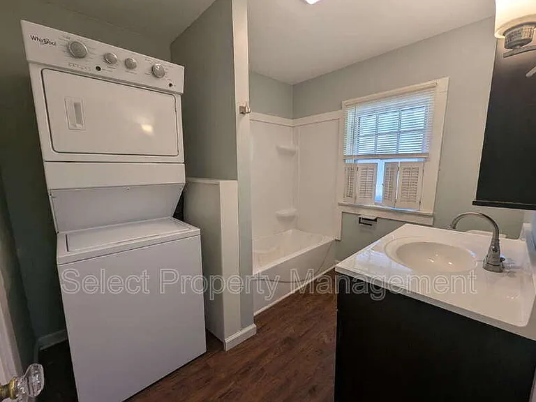 2526 Hoagland Ave — Photo 18