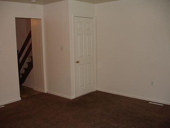5th image of 1629 Chadwick Cir APT C