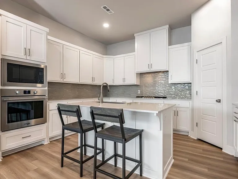 6207 Prism Path St — Photo 2