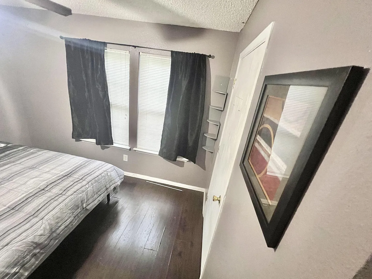 4 bed, 2.5 bath, 1980 sqft, $754 — Photo 4