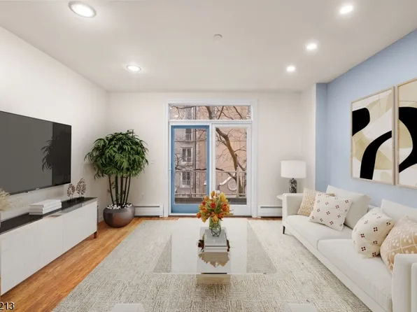 207-31 Shearwater Ct BLDG 207 #31, Jersey City, NJ 07305