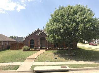 7601 Maplewood Dr, Rowlett, TX 75089