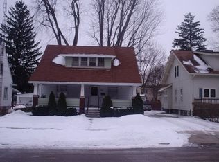 77 Cummings Ave, Geneva, OH 44041