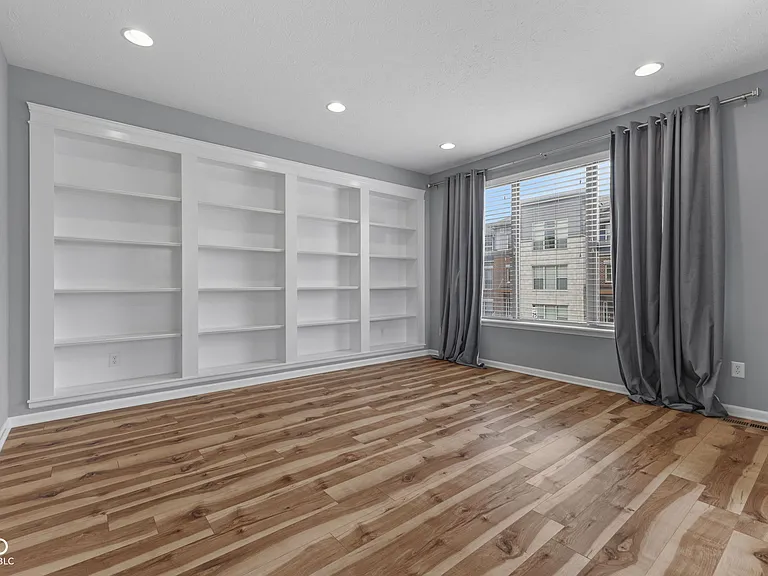 13093 Grand Vue Dr — Photo 18