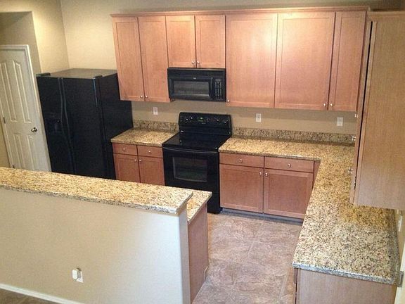2nd image of 5824 E Holmes Ave