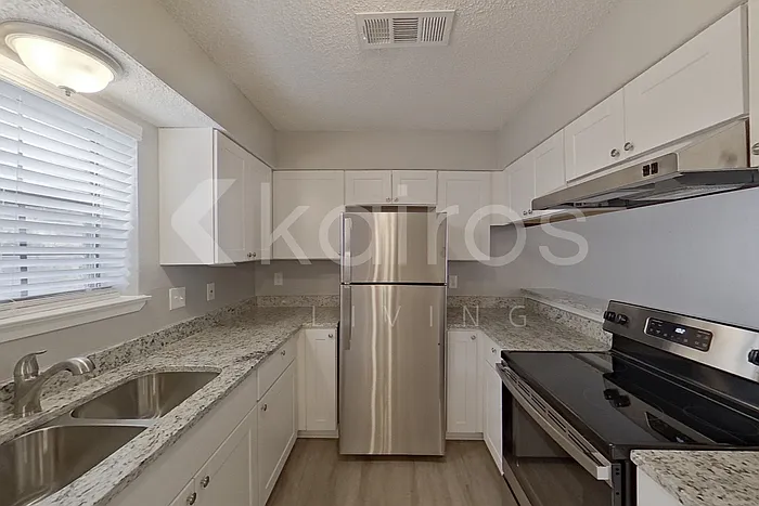 2146 Woodnote Ln — Photo 5