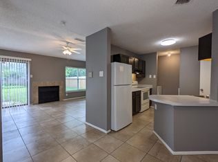 2543 Corian Glen Dr, San Antonio, TX 78219