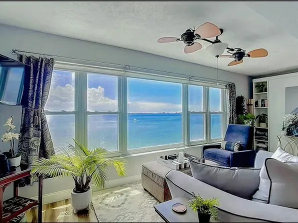 5900 Shore Blvd S APT 808, Gulfport, FL 33707