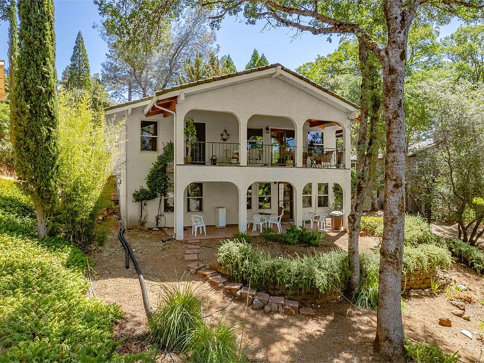 1st image of 12694 Torrey Pines Dr