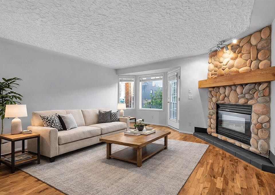 1st image of 1516 S 11th Ave SW #2