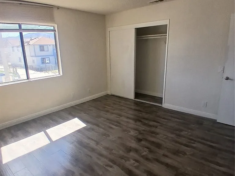 509 E Avenue Q #2 — Photo 15