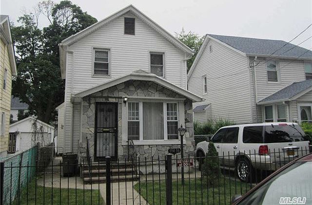 1st image of 118-200 Street