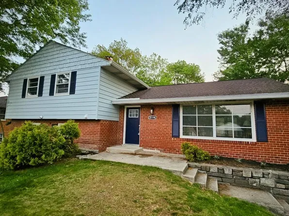 12316 Pretoria Dr, Silver Spring, MD 20904