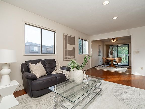 4th image of 6760 Lakeview Ave