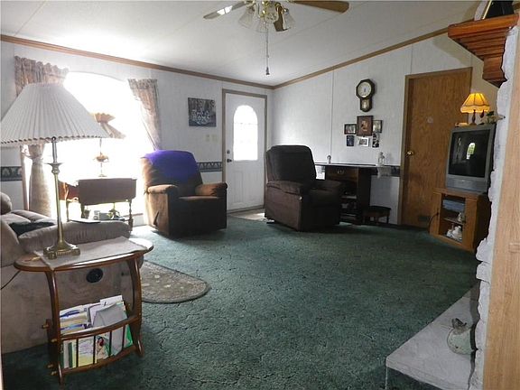 4th image of 15 Indian Hills Dr
