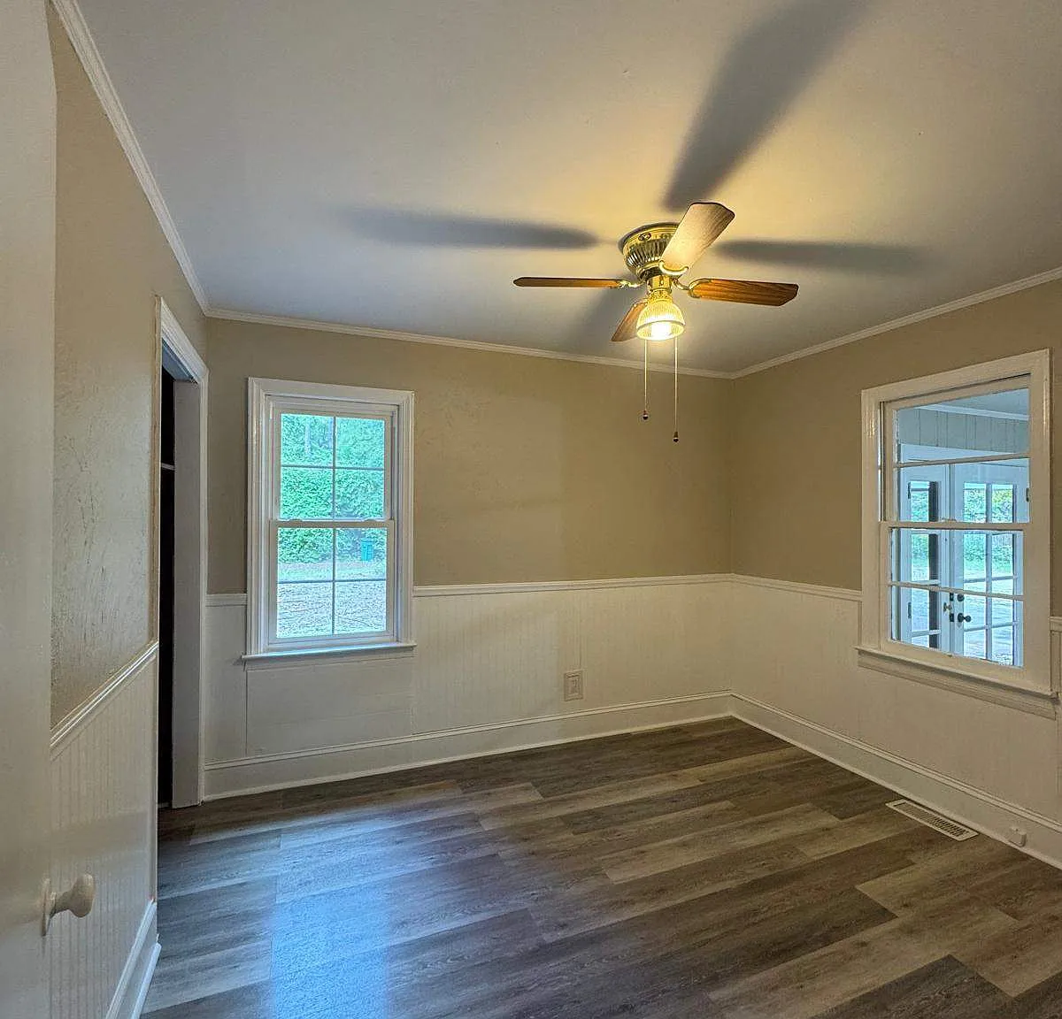 3 bed, 1449 sqft, $1,550 — Photo 1