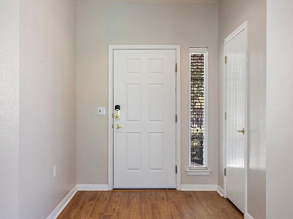 4th image of 206 Montley Trl