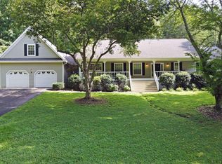 272 S Meadow Dr, Hiawassee, GA 30546