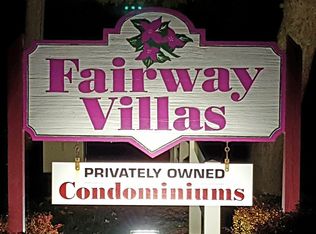 2555 Royal County Down APT D, Uniontown, OH 44685