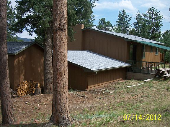3rd image of 110 Evergreen St